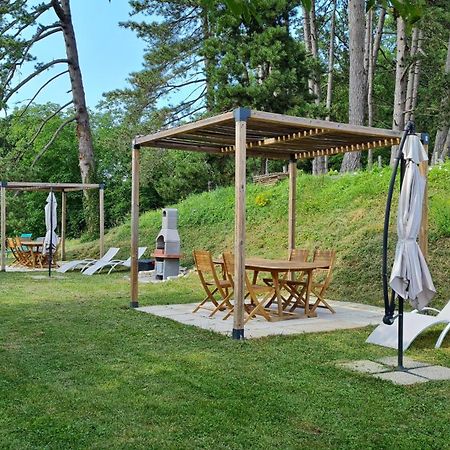 Gite 2 Du Chateau De Feschaux Villeneuve-sous-Pymont Екстер'єр фото